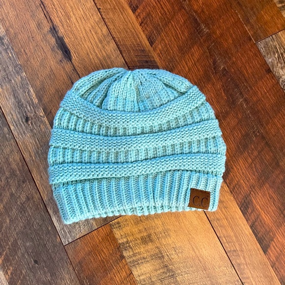 C.C Exclusive Cable Knit Beanie - Picture 1 of 4